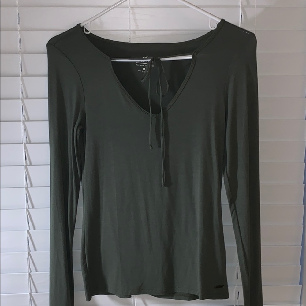 Hollister long sleeve top